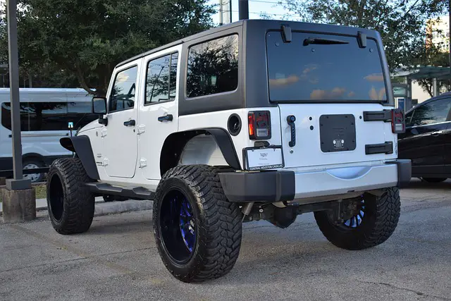 How Much Does It Cost to Wrap a Jeep Wrangler?